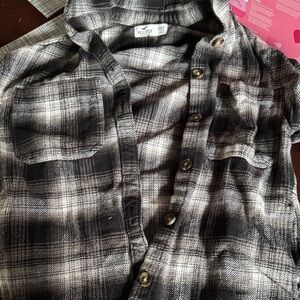 Hollister Women's Black and White Plaid Shirt